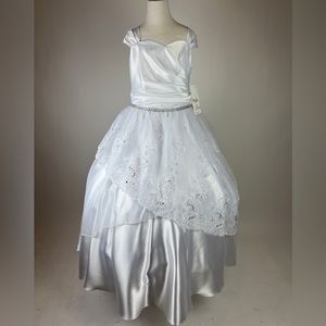 Girls First communion white dress size 7, 8, 10, 12